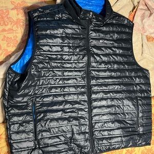 Pre-Owned 3XL Columbia Lightweight Vest.